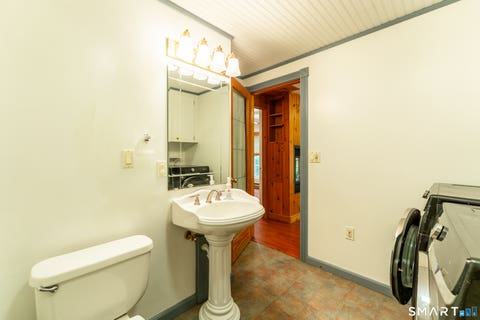 Tiny photo for 521 E Thompson Road, Thompson, CT 06277 (MLS # 24192268)