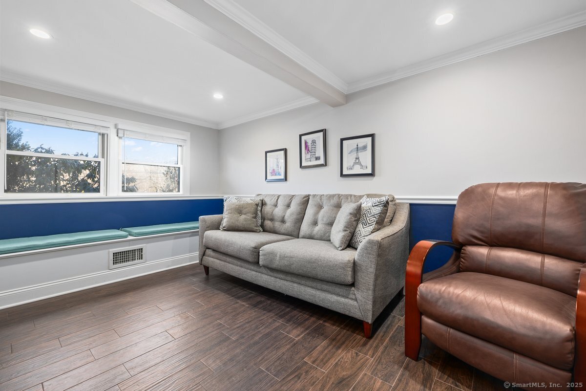 90 Wood Ridge Drive, Stamford, Connecticut image 17