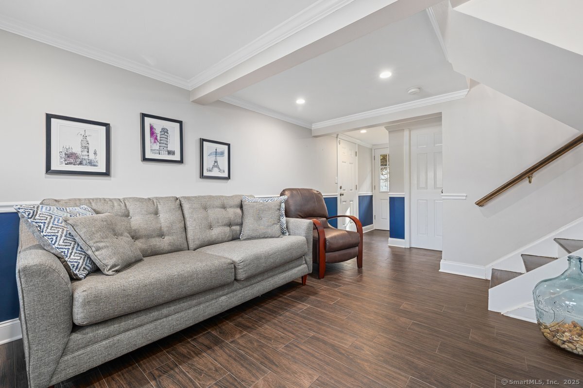 90 Wood Ridge Drive, Stamford, Connecticut image 18