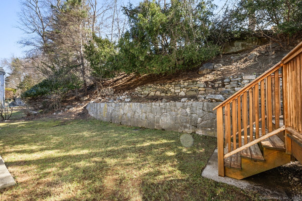 90 Wood Ridge Drive, Stamford, Connecticut image 25