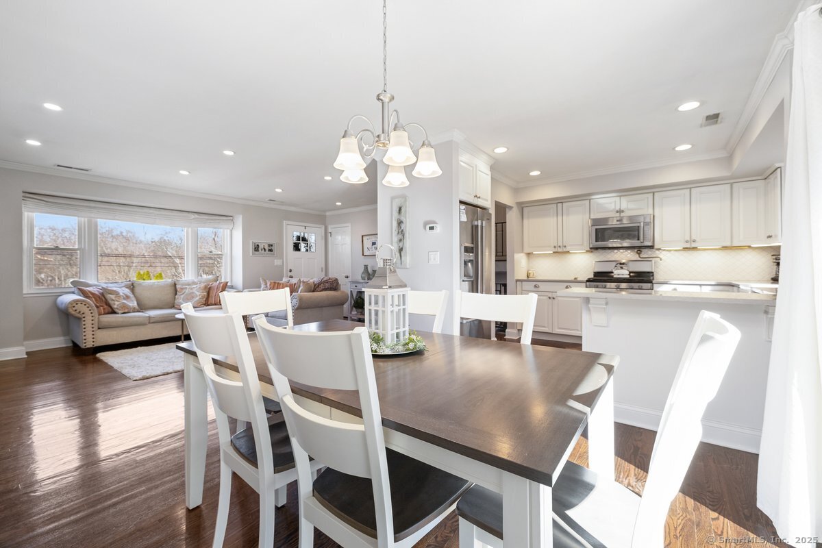 90 Wood Ridge Drive, Stamford, Connecticut image 6