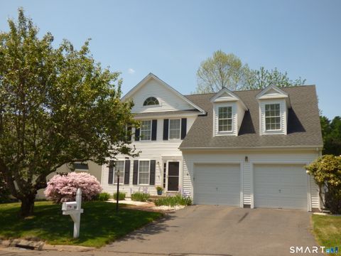 Photo of 90 Fox Hollow #90, Avon, CT 06001 (MLS # 24176244)