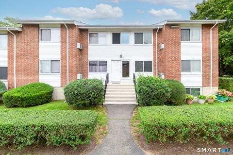 Photo of 80 County Street #2L, Norwalk, CT 06851 (MLS # 24208421)