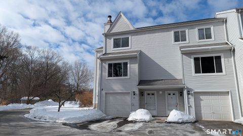 Photo of 69 Northwest Drive #APT 45, Plainville, CT 06062 (MLS # 24146012)