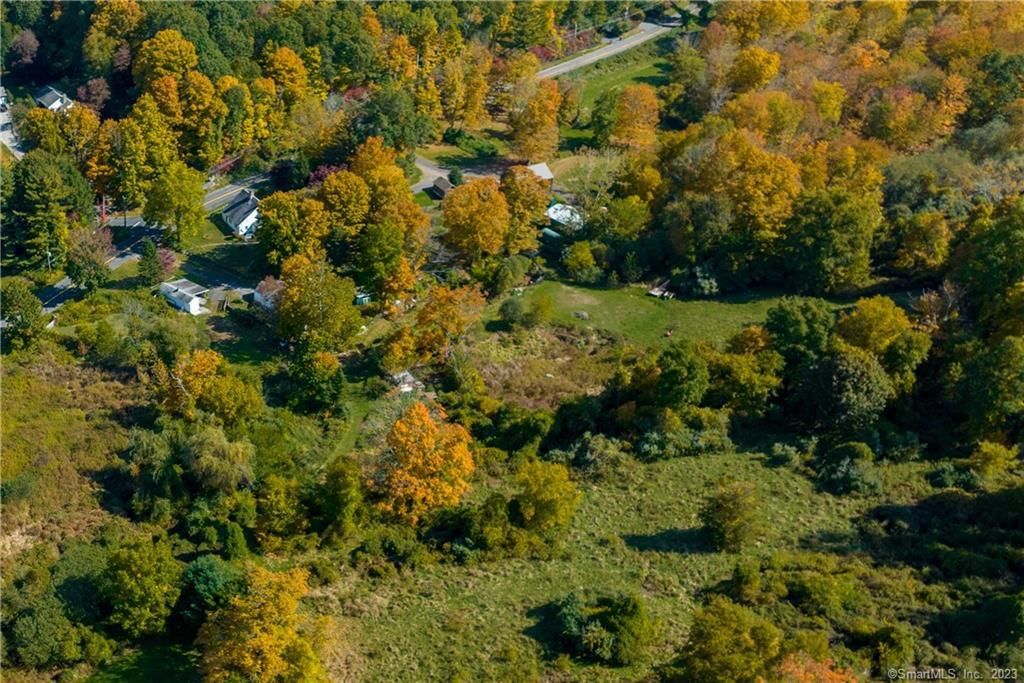 Photo of 81 Currituck Road, Newtown, CT 06470 (MLS # 24134896)
