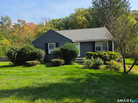 Photo of 1016 Sperry Road, Cheshire, CT 06410 (MLS # 24212500)