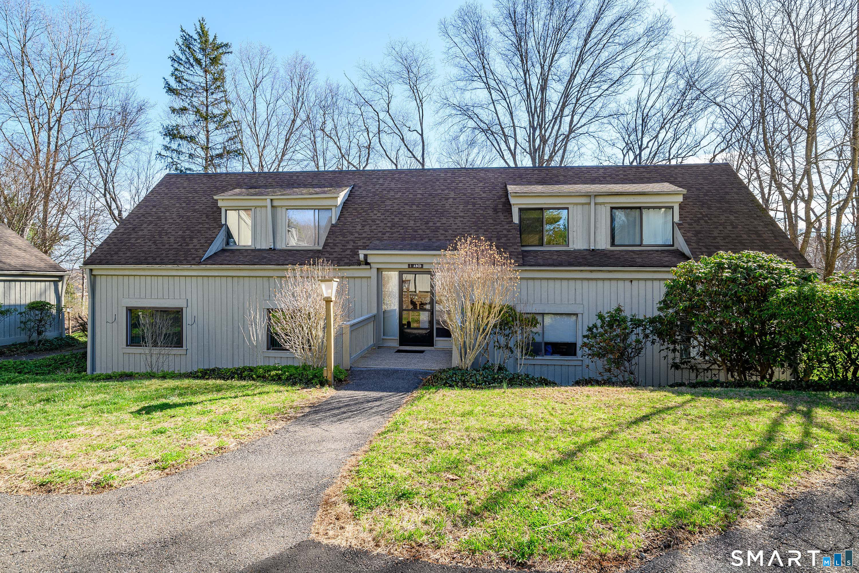 1 Heritage Village C