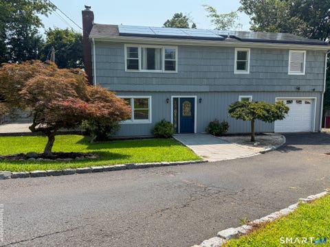 Photo of 17 Kingsbury Road, Norwalk, CT 06851 (MLS # 24198098)