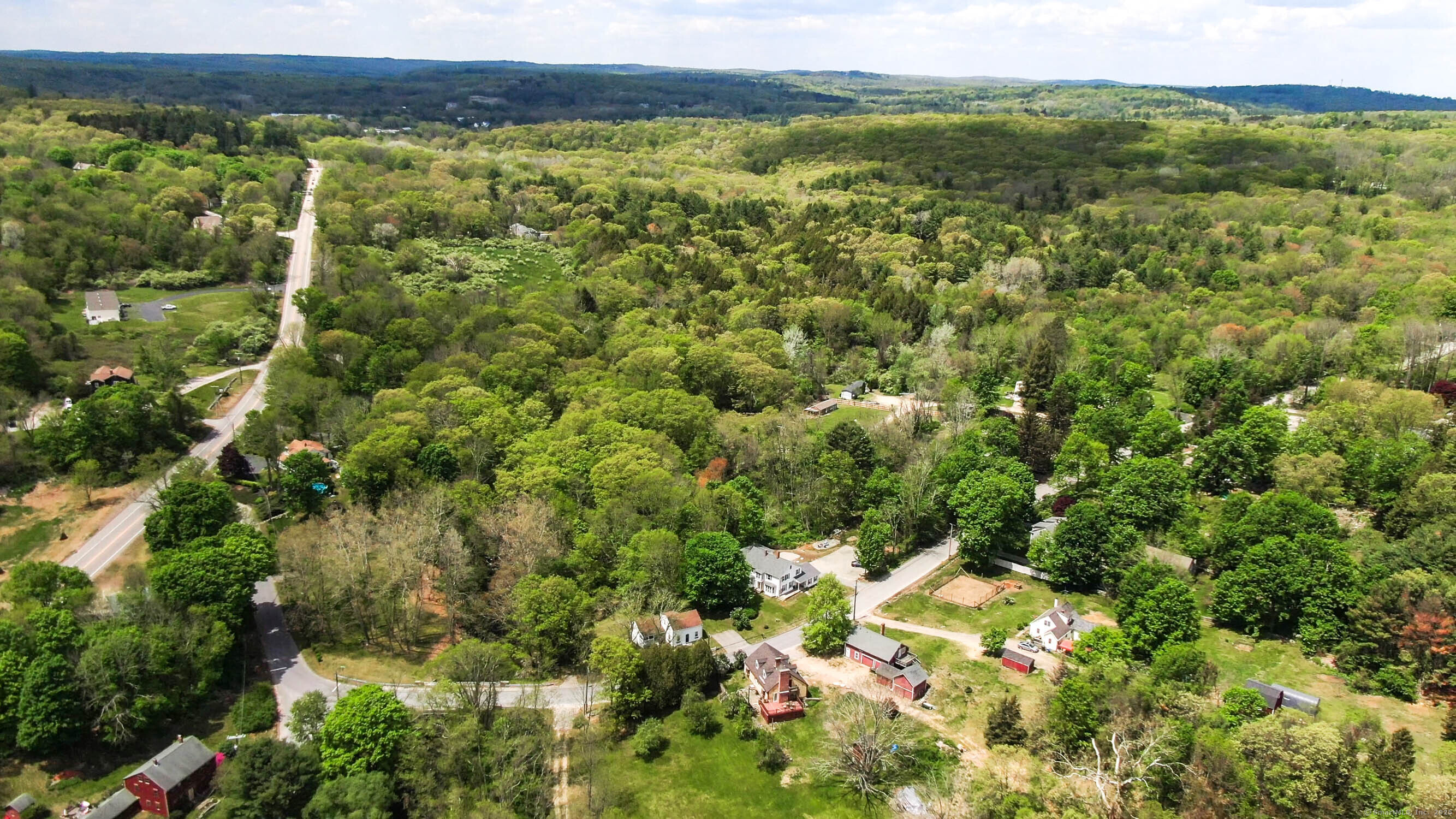 Pomfret, Connecticut 06259, United States, 3 Bedrooms Bedrooms, ,3 BathroomsBathrooms,Residential,Active,234877