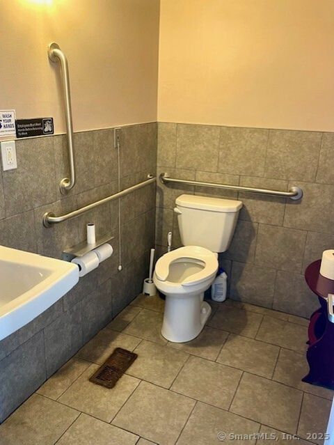 Tiny photo for 198-200 West Street, Cromwell, CT 06416 (MLS # 24087438)