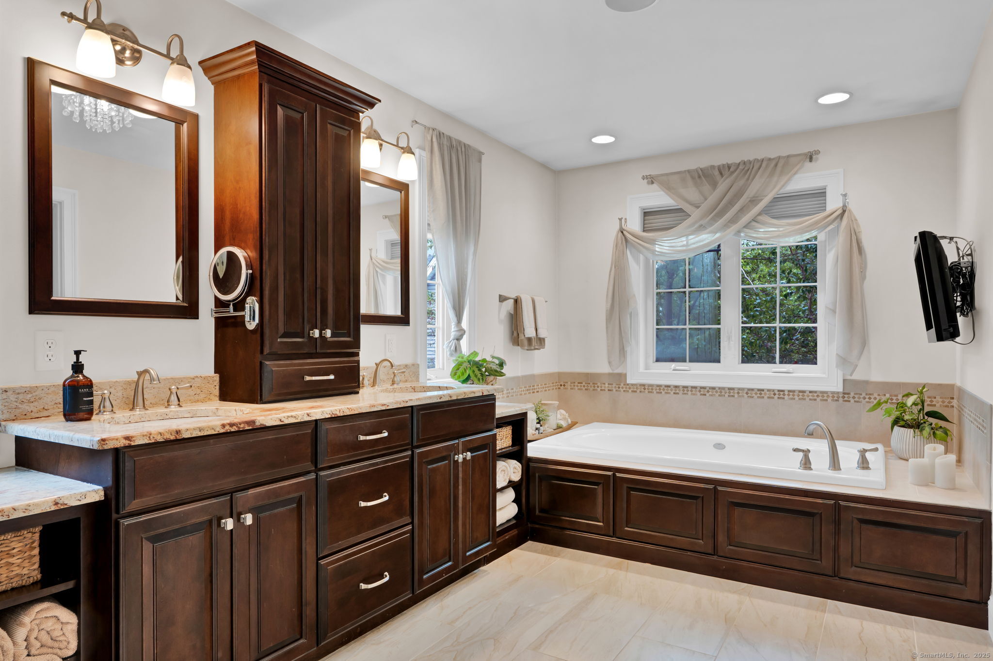 317 Old Orchard Road, Bristol, Connecticut image 20