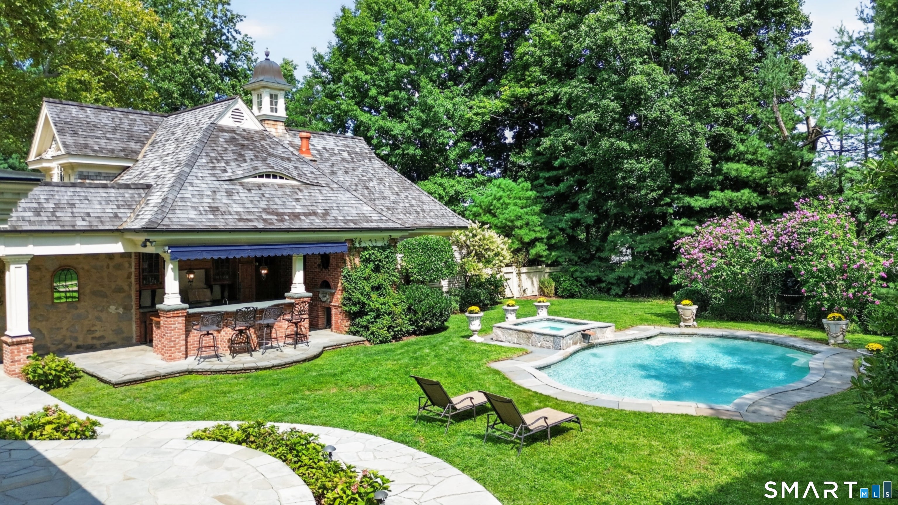541 Sasco Hill Road