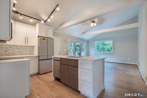 Photo of 147 Chestnut Tree Hill Road, Oxford, CT 06478 (MLS # 24203946)