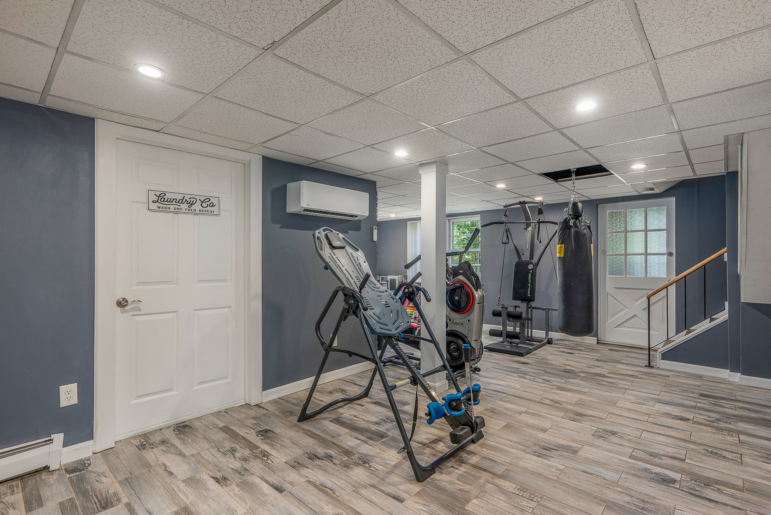 Tolland, Connecticut 06084, United States, 3 Bedrooms Bedrooms, ,2 BathroomsBathrooms,Residential,Coming Soon,184523