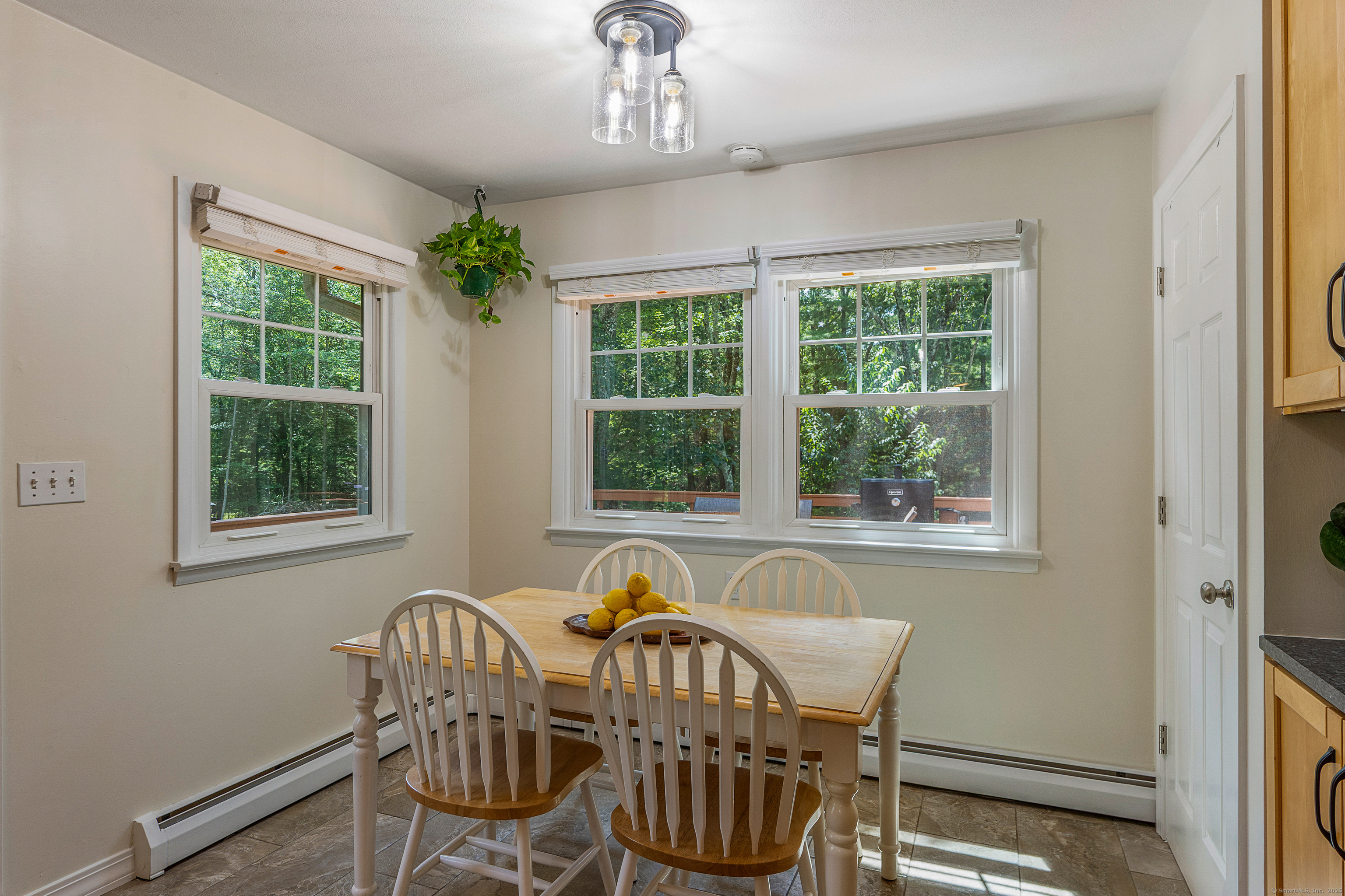 Tolland, Connecticut 06084, United States, 3 Bedrooms Bedrooms, ,2 BathroomsBathrooms,Residential,Coming Soon,184523