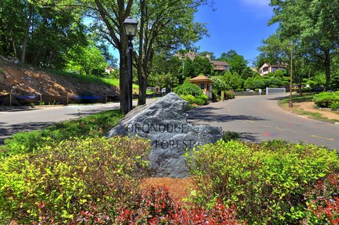 Tiny photo for 690 Forest Road #702, West Haven, CT 06516 (MLS # 24131614)