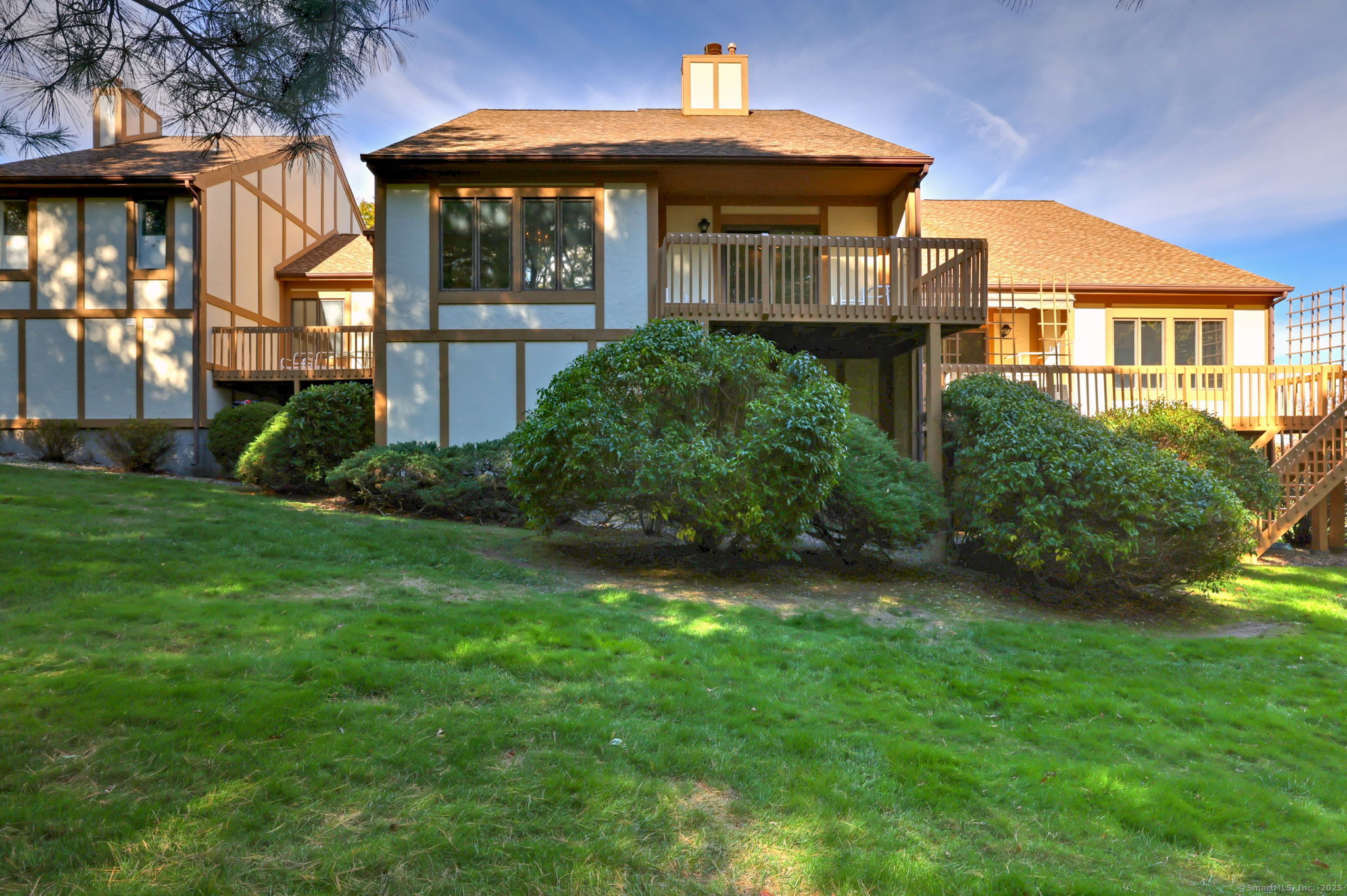 690 Forest Road 702