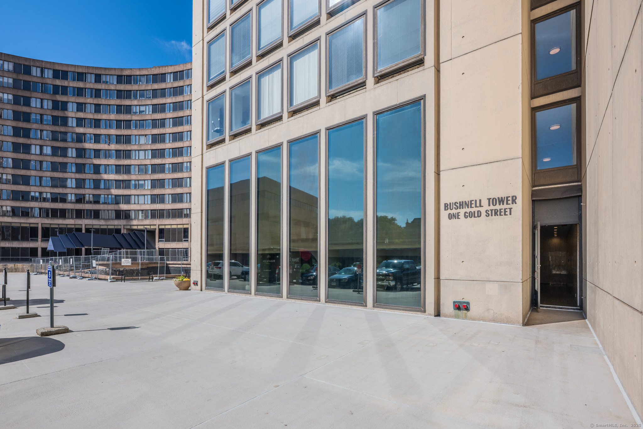 1 Gold Street APT 9D