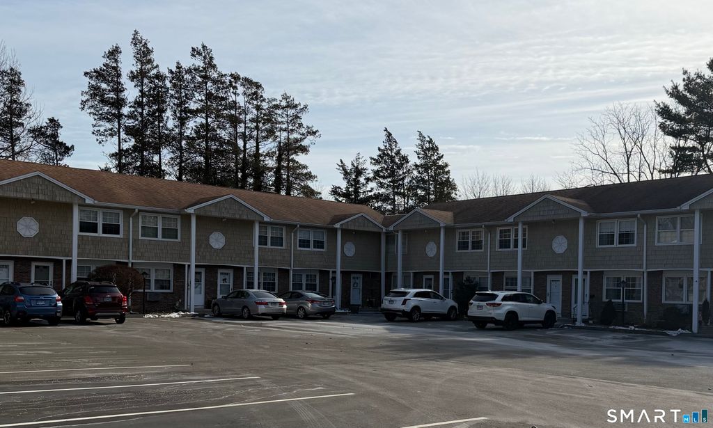 Photo of 116 Commerce Street #F9, Clinton, CT 06413 (MLS # 24148454)