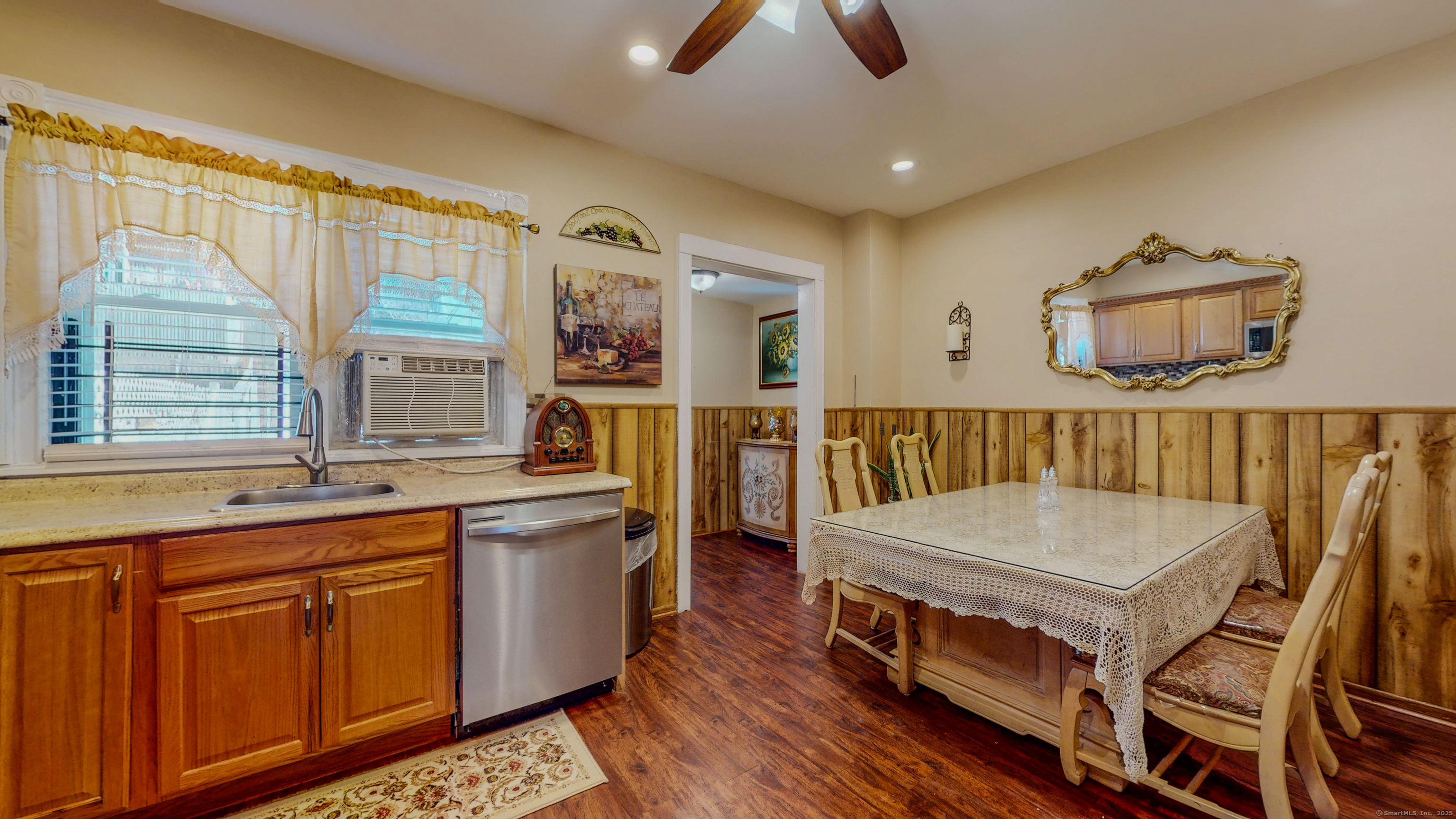 310 Dover Street, Bridgeport, Connecticut image 8