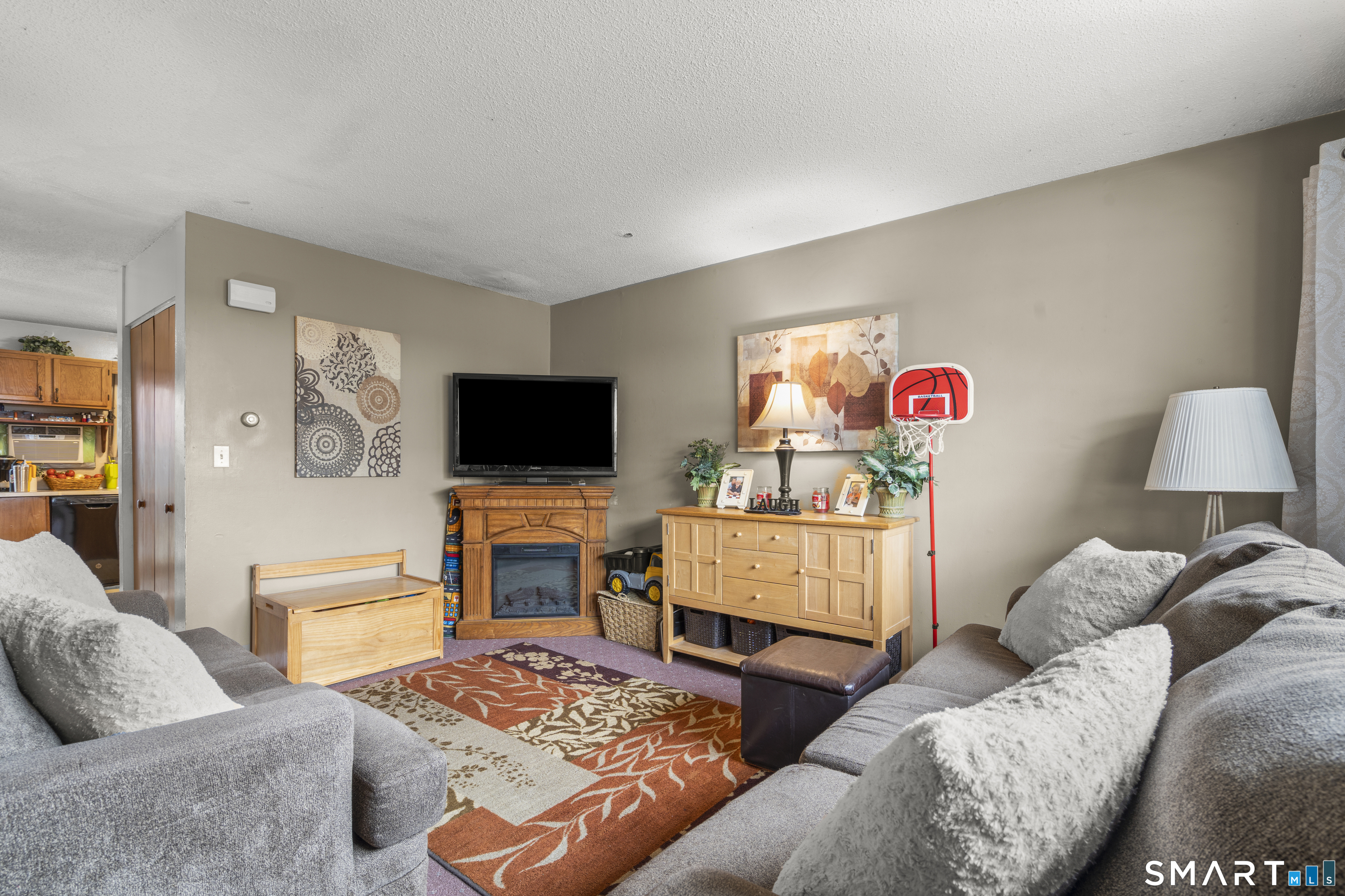 16 Lawton Road APT 23