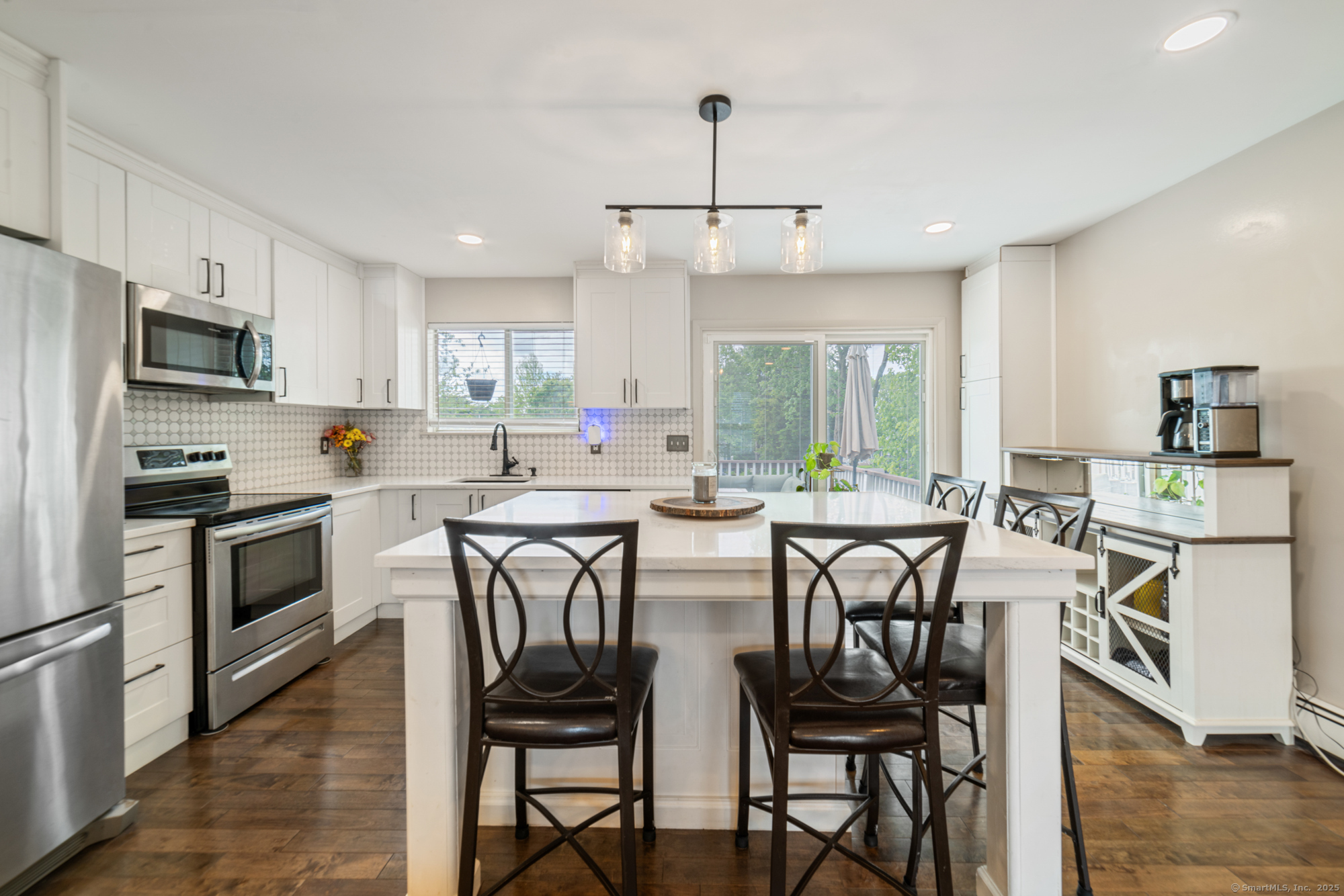 4 Hemlock Road