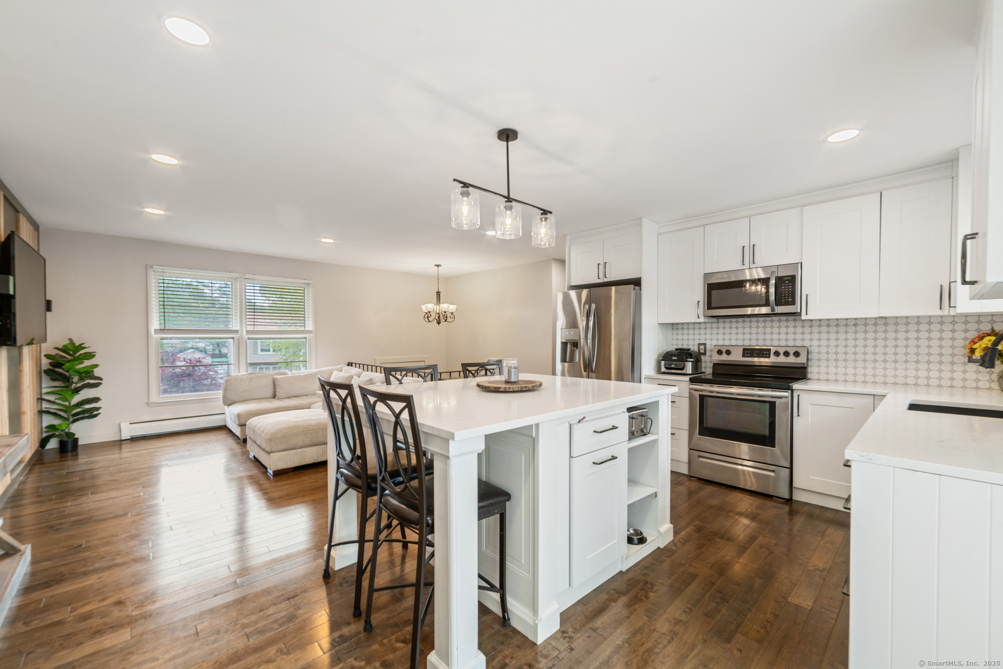 4 Hemlock Road