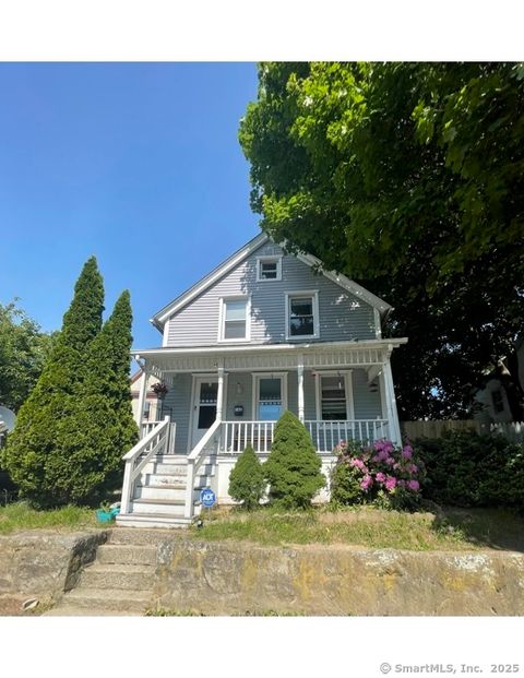 165 Connecticut Avenue New London CT 06320