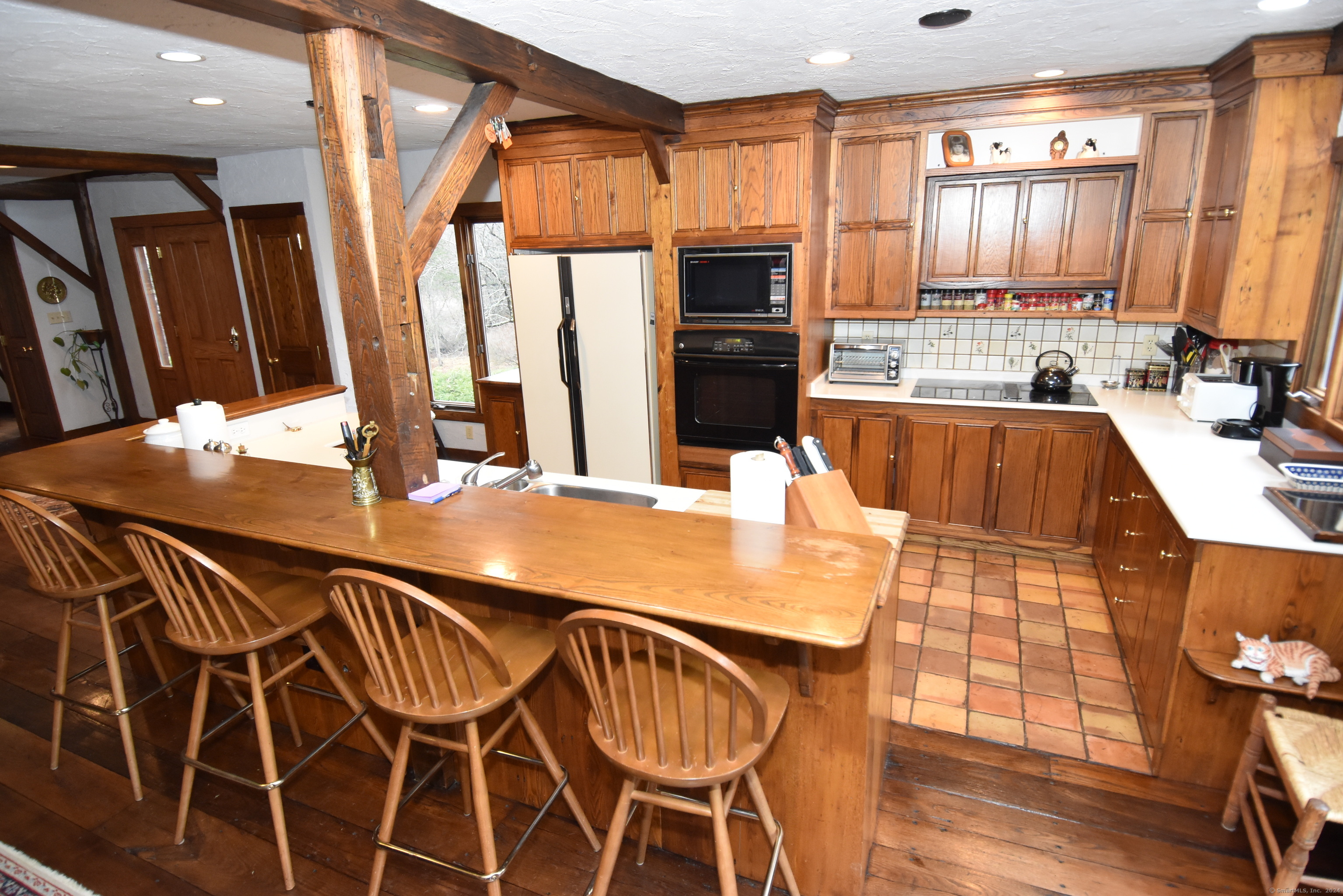 148 Flanders Road, Woodbury, Connecticut image 11
