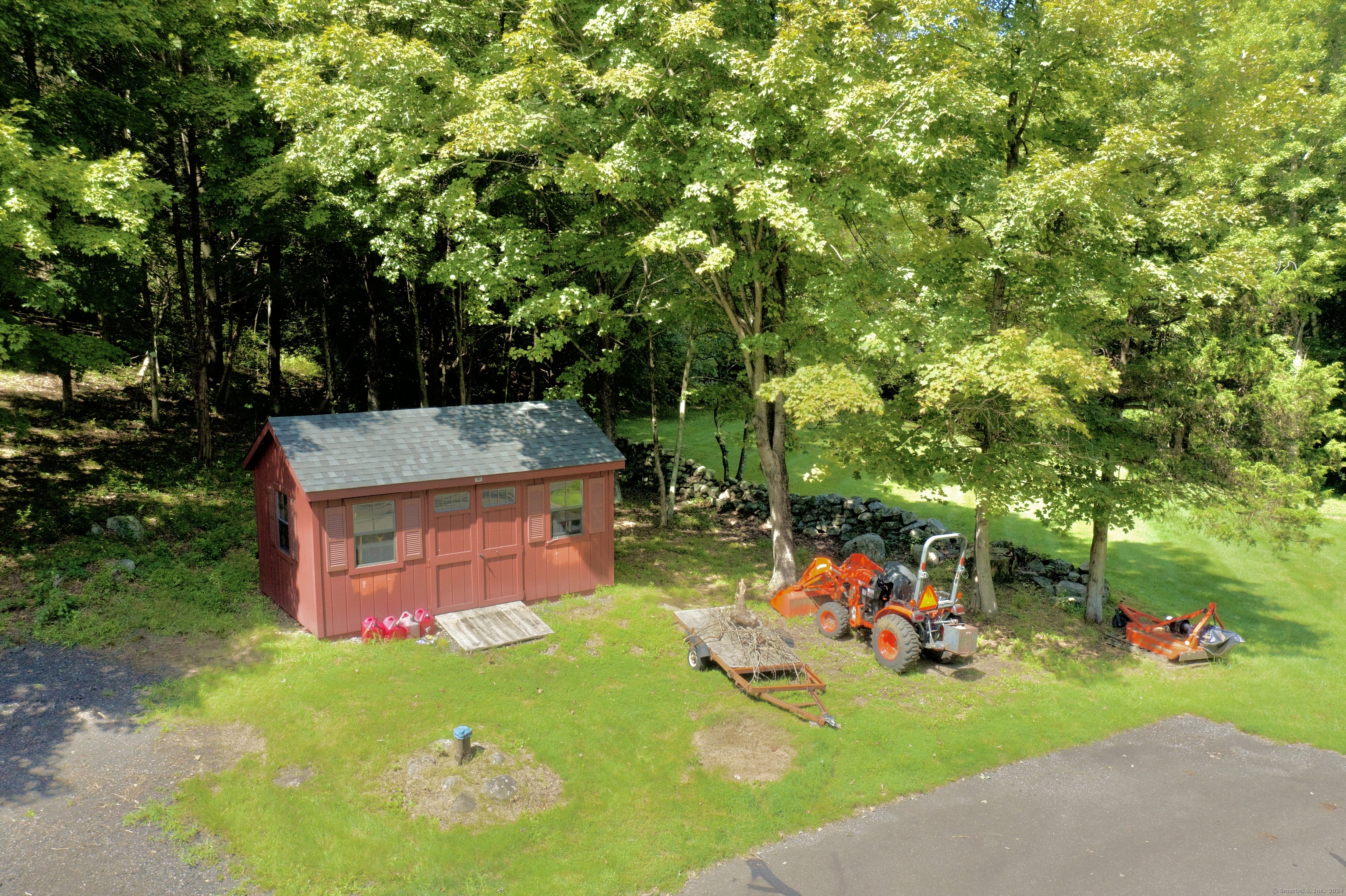 148 Flanders Road, Woodbury, Connecticut image 38