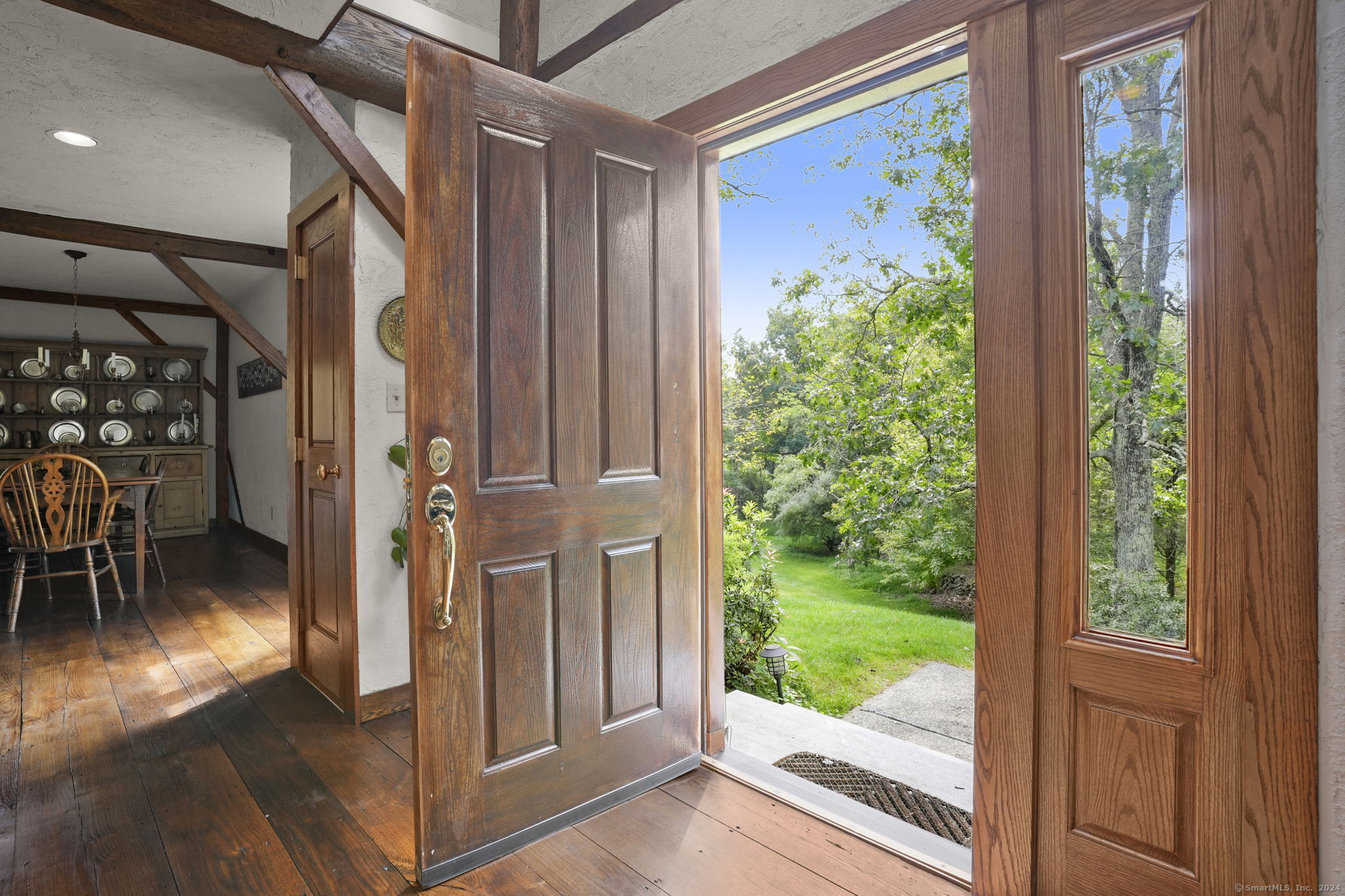 148 Flanders Road, Woodbury, Connecticut image 8