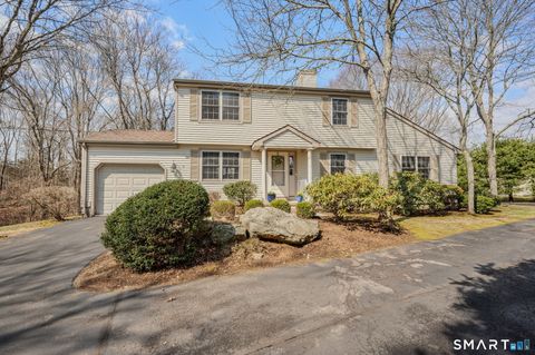 Tiny photo for 5 Cherry Blossom Lane #5, East Lyme, CT 06357 (MLS # 24162805)