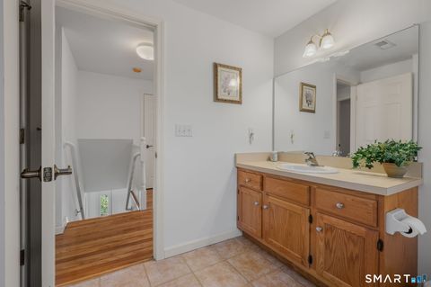 Tiny photo for 5 Cherry Blossom Lane #5, East Lyme, CT 06357 (MLS # 24162805)