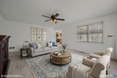 Tiny photo for 5 Cherry Blossom Lane #5, East Lyme, CT 06357 (MLS # 24162805)