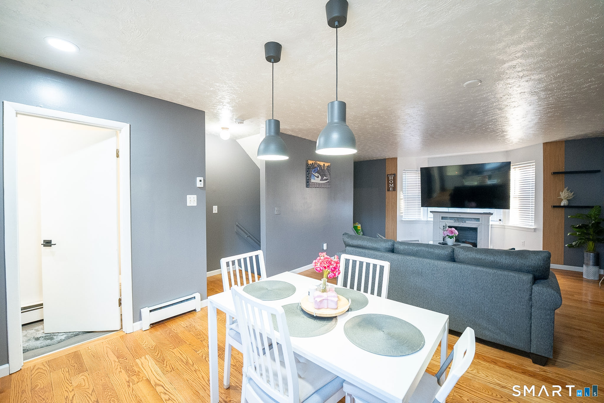 383 Lombard Street 383