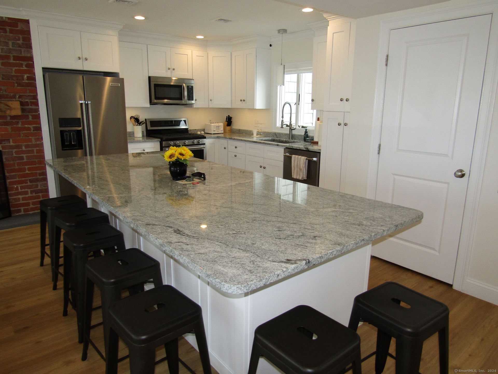 90 Swan Avenue B