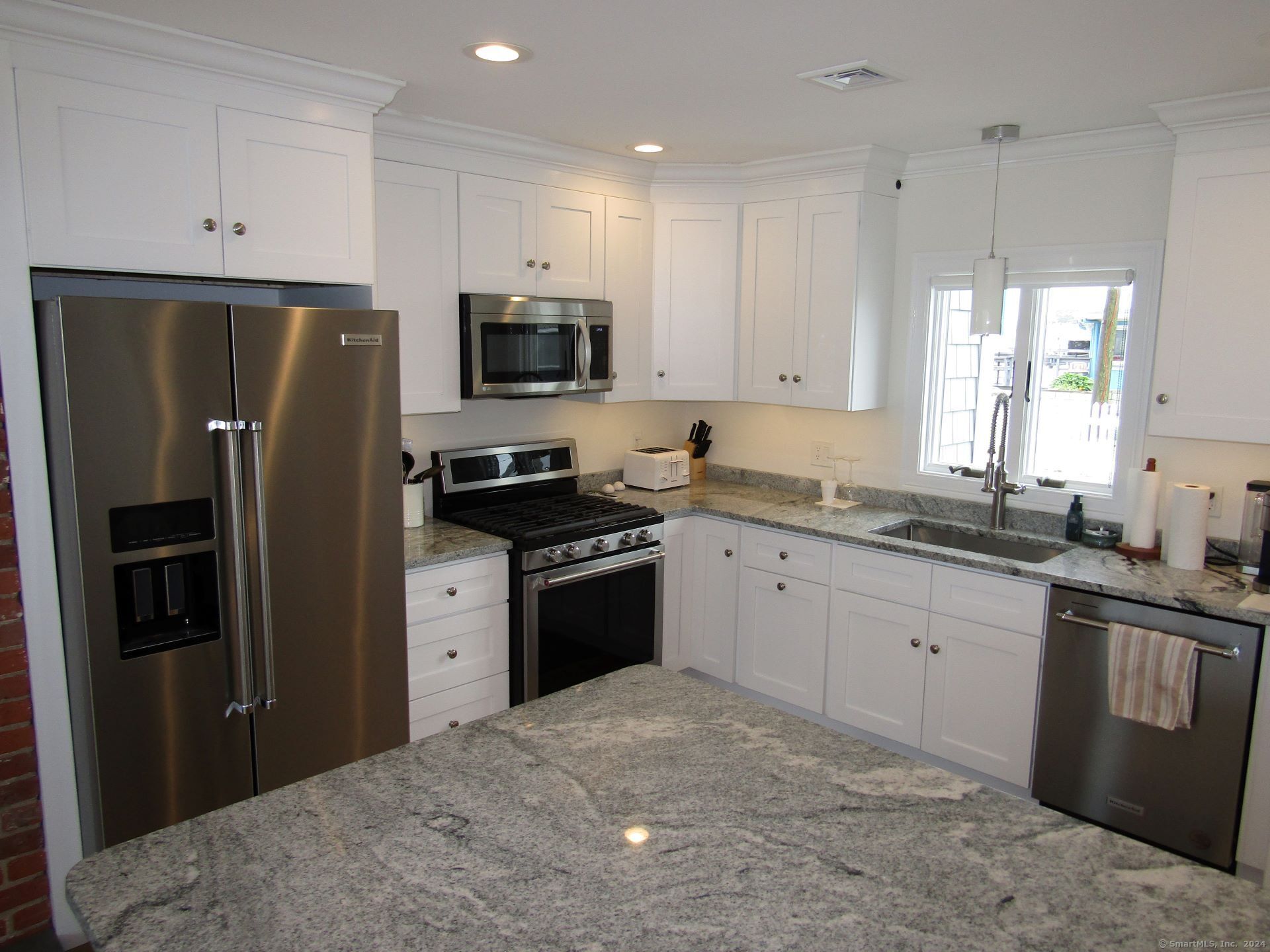 90 Swan Avenue B