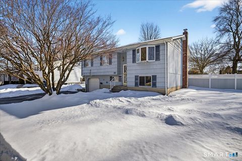 Photo of 80 Flower Drive, Hamden, CT 06518 (MLS # 24153225)