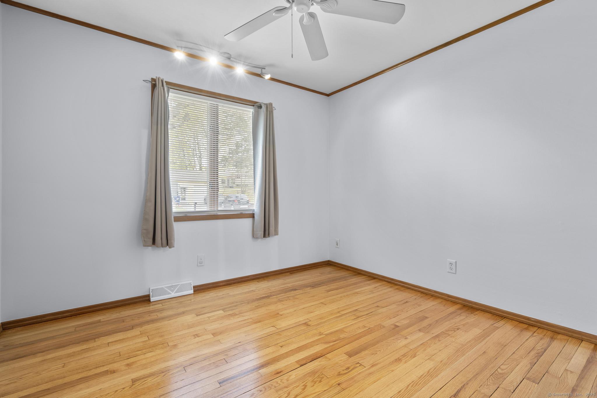 98 Cynthia Drive, West Haven, Connecticut image 25