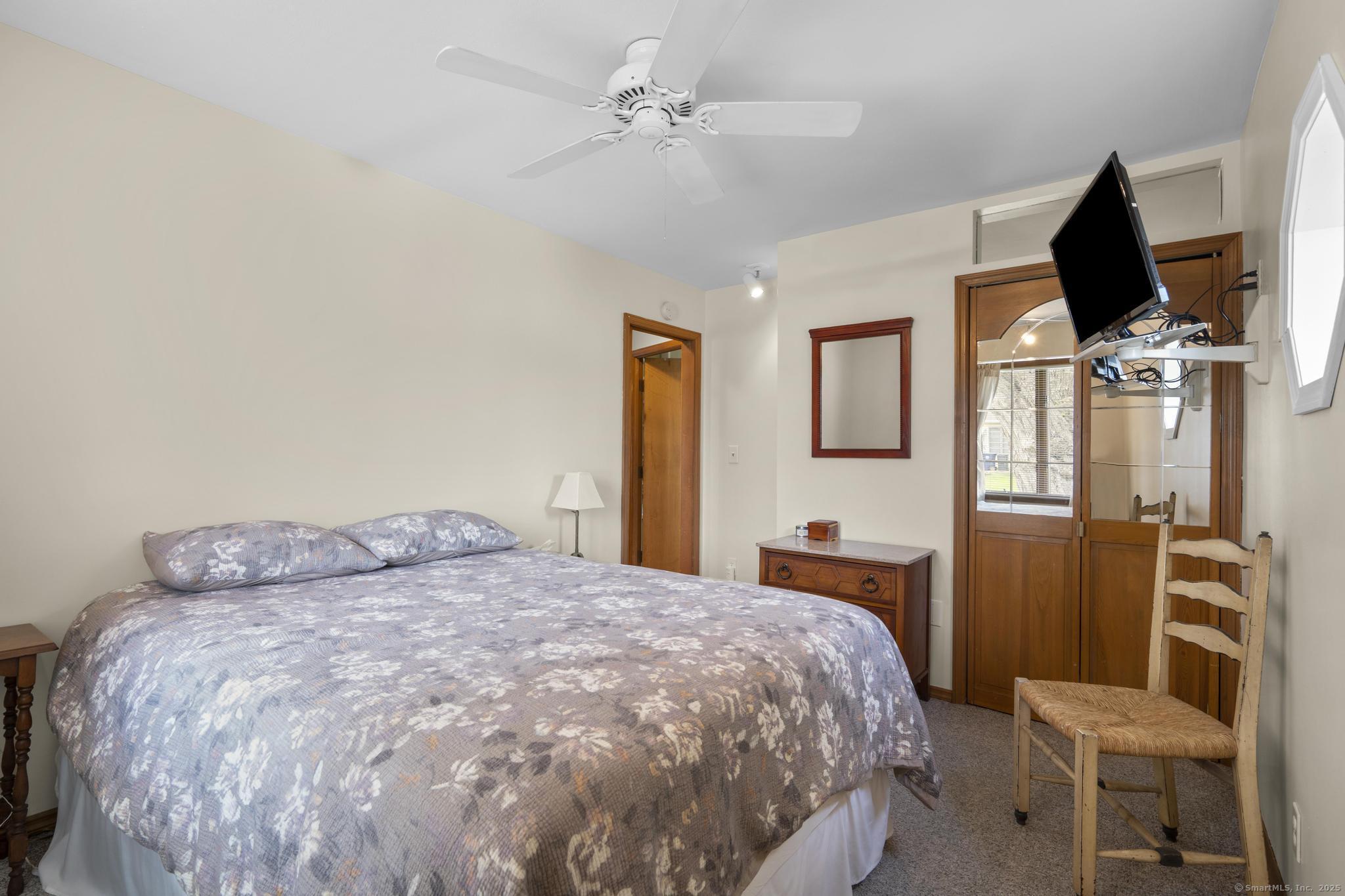 98 Cynthia Drive, West Haven, Connecticut image 24