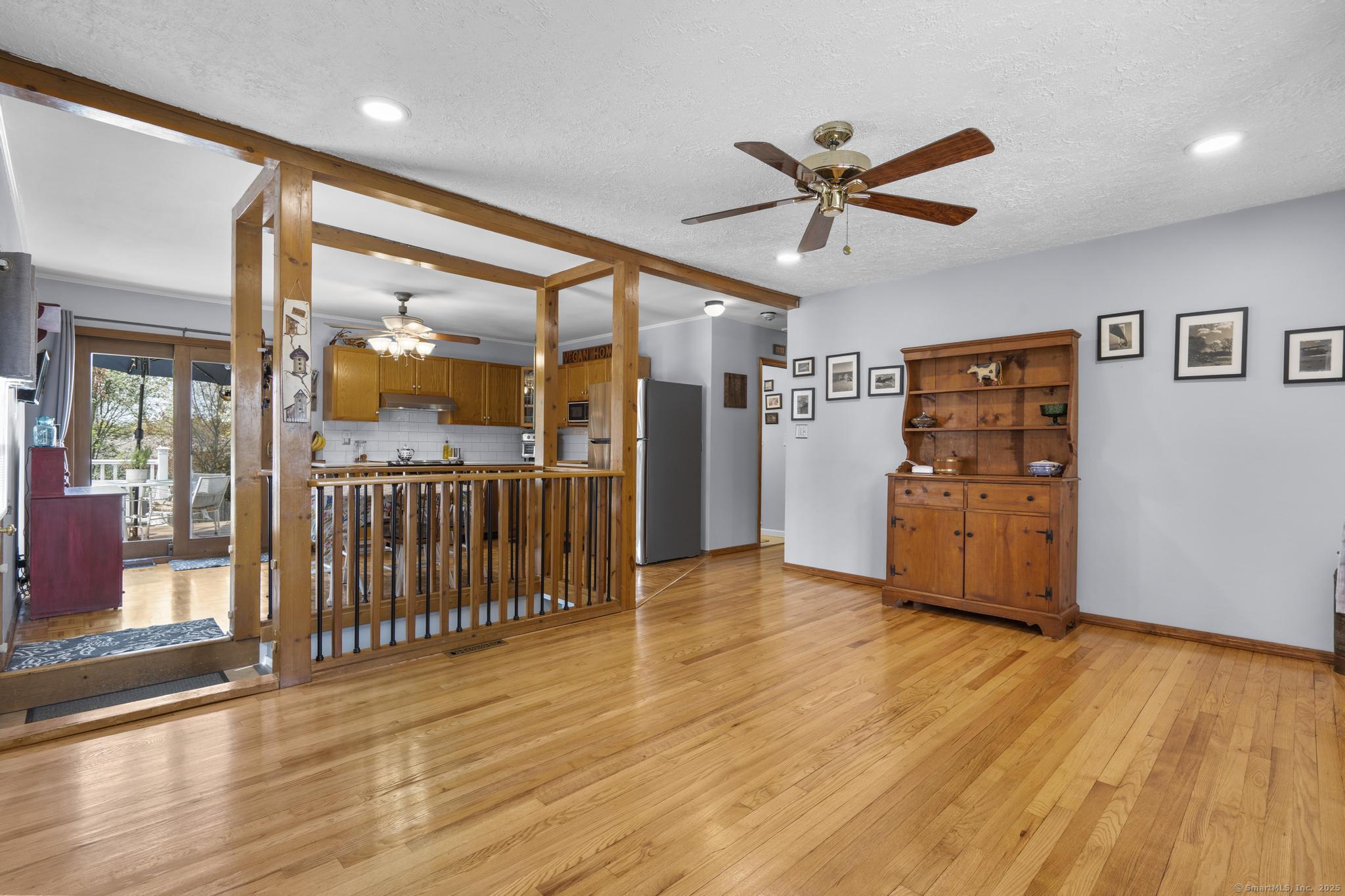 98 Cynthia Drive, West Haven, Connecticut image 8