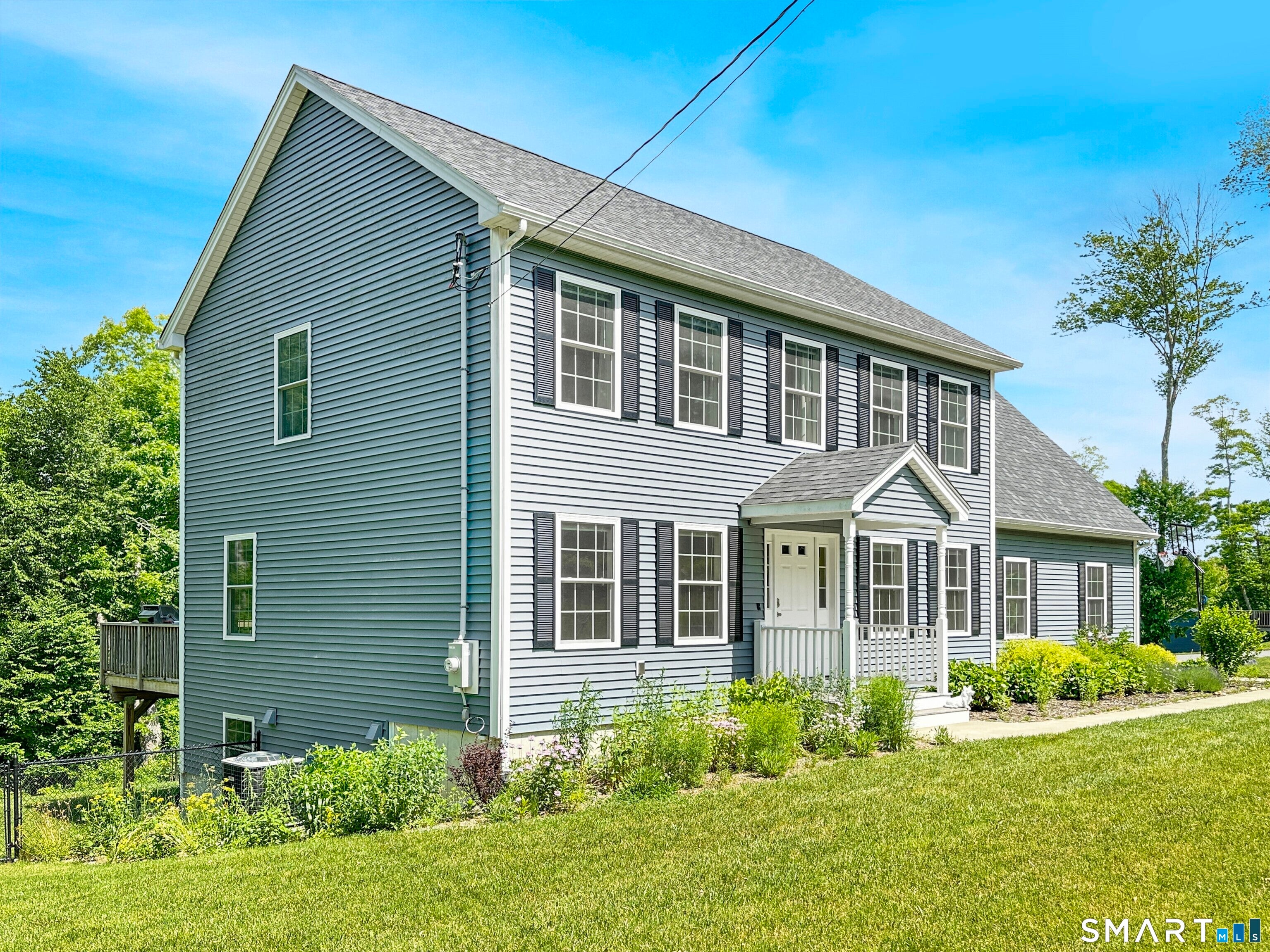 6 Branch Hill Road