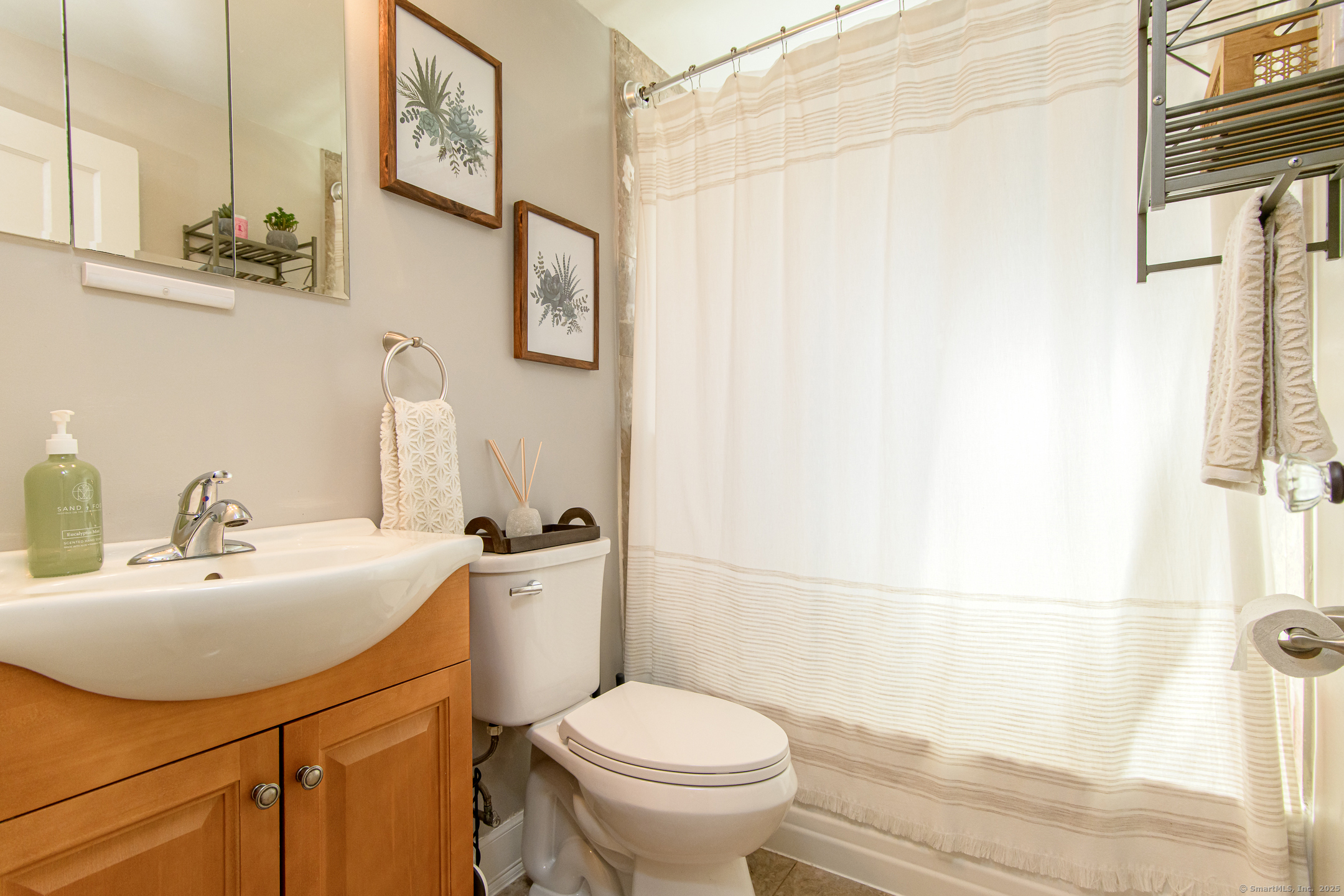 37 Richards Grove Road, Waterford, Connecticut image 15