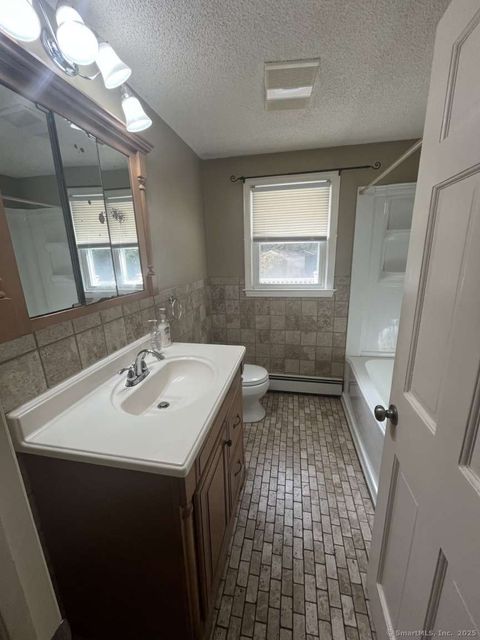 Tiny photo for 568 Chamberlain Highway, Berlin, CT 06037 (MLS # 24134462)