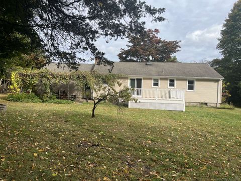 Tiny photo for 568 Chamberlain Highway, Berlin, CT 06037 (MLS # 24134462)