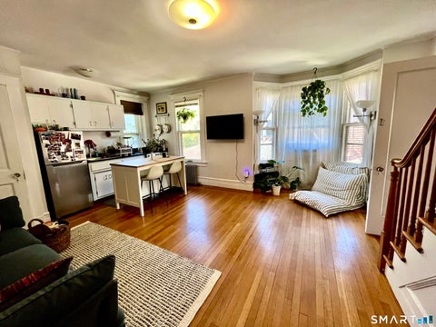 Multifamily For Rent - 738 Whitney Avenue #5<br/> New Haven, CT 06511