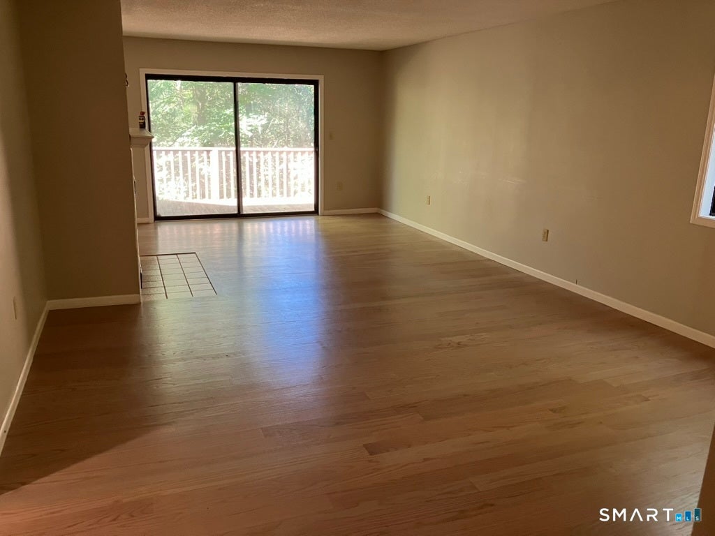 Photo of 5 Overlook Court #5, Avon, CT 06001 (MLS # 24204909)