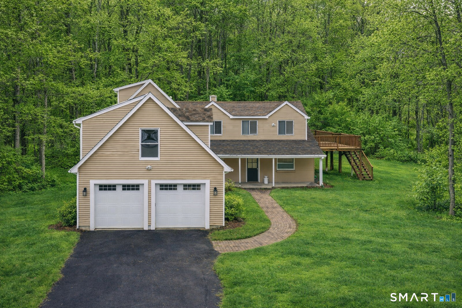 429 Lakeside Road
