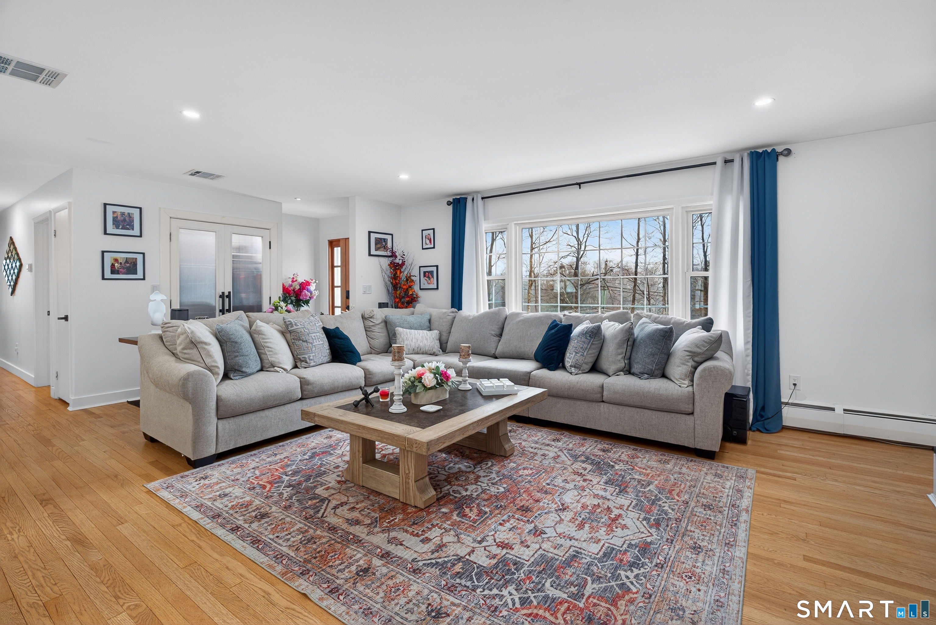 198 South King Street