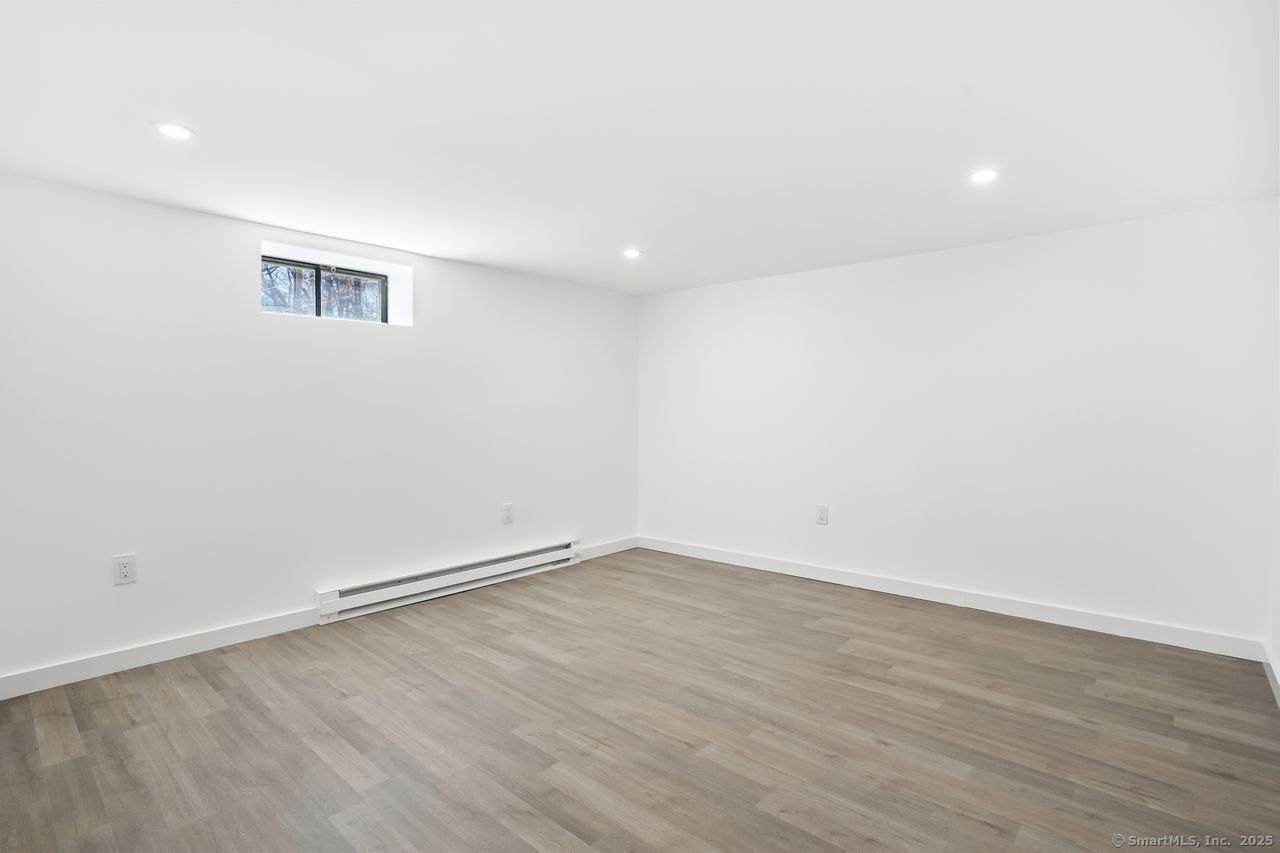 149 Plankton Street, Bridgeport, Connecticut image 31